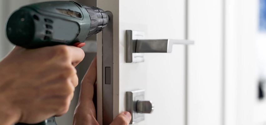 Locksmith For Lock Replacement Near Me in Fort Irwin, CA