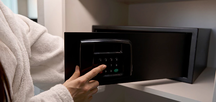 Safe Unlocking Service Company in Fort Irwin, California