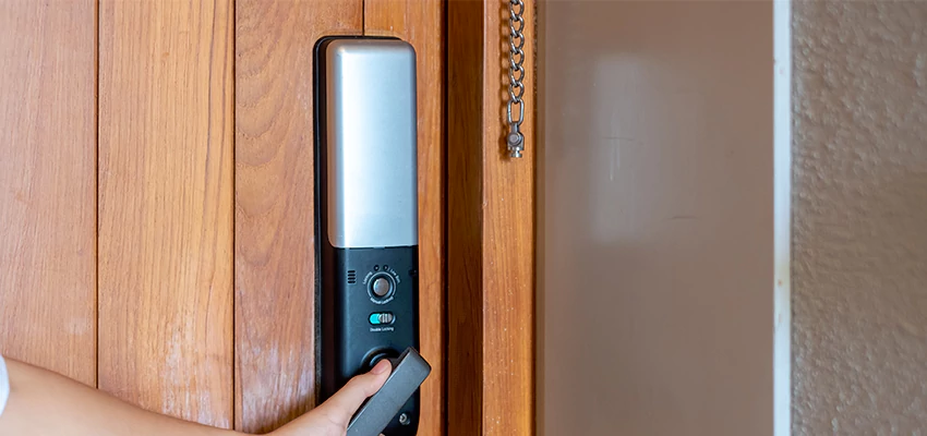 Home Security Electronic Locks Upgrades in Fort Irwin, CA