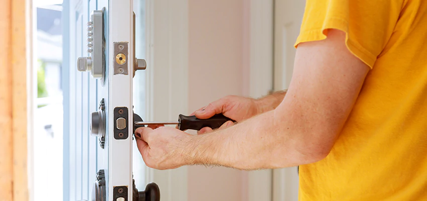 Eviction Locksmith For Key Fob Replacement Services in Fort Irwin, CA